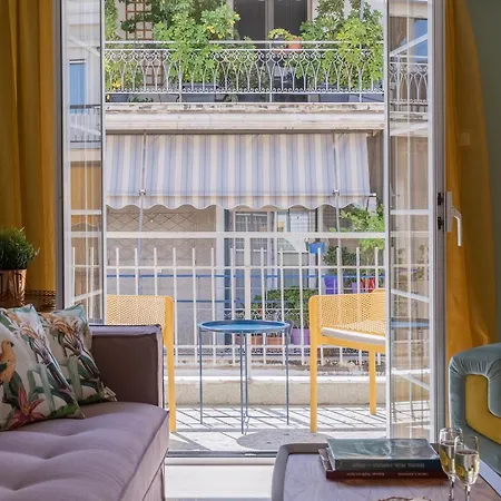 Apartment Elegant Escape 2br Ba Sunny